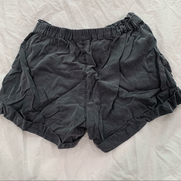 Aerie Shorts - Picture 2 of 4